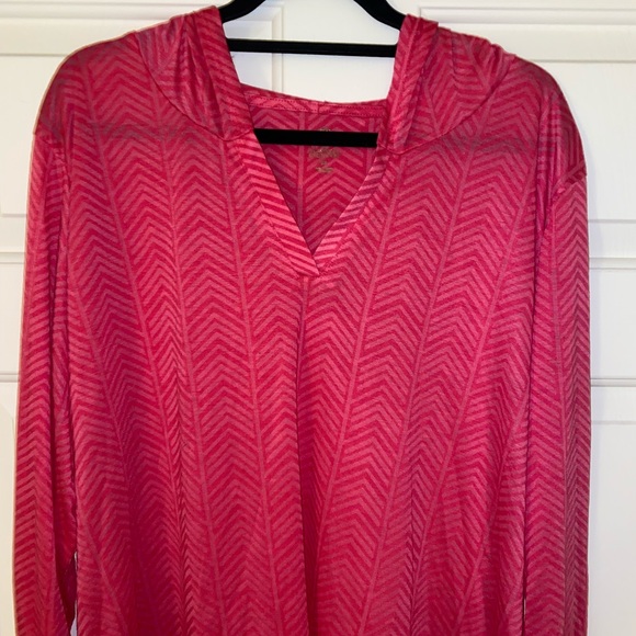 Balanced Collection Pink Lightweight Long Sleeve - Picture 2 of 5